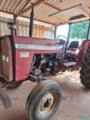 Trator MF 275 4 Alavancas e supeer redutor Imagem Trator MF 275 4 Alavancas e supeer redutor