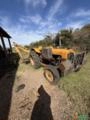 TRATOR VALMET 85 ID COM BRAÇO VALETADOR MASAL Imagem TRATOR VALMET 85 ID COM BRAÇO VALETADOR MASAL
