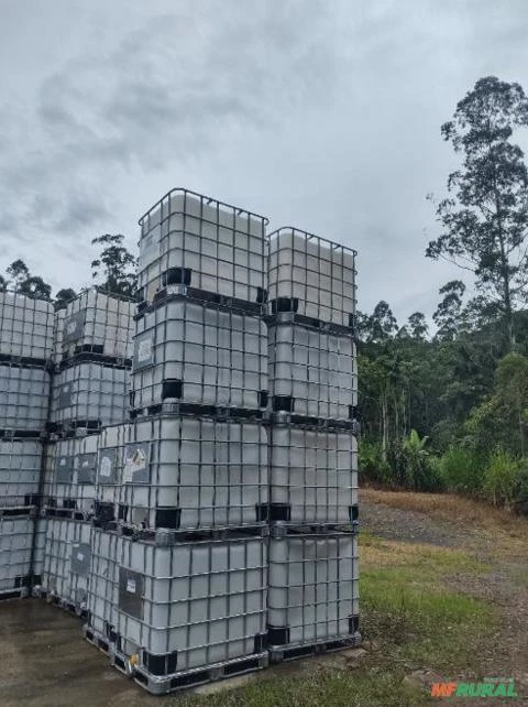 Container IBC de 1000 litros usado em bom estado de conservação