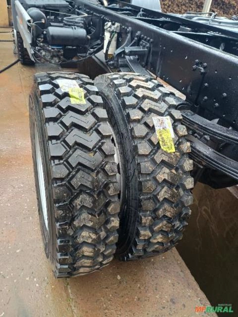 Imagem Caminhões Mercedes Benz Atego 1726 4x4 – 2017 Imagem Caminhões Mercedes Benz Atego 1726 4x4 – 2017