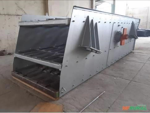 PENEIRA VIBRATÓRIA 6m X 2m COMPLETA Imagem PENEIRA VIBRATÓRIA 6m X 2m COMPLETA