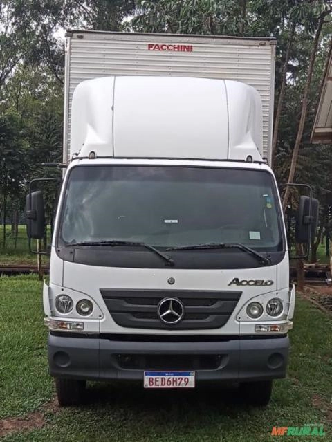 Imagem Caminhão Mercedes Benz (MB) 1016 Plataforma ano 20 Imagem Caminhão Mercedes Benz (MB) 1016 Plataforma ano 20