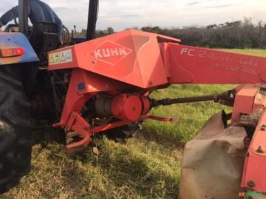 Segadeira Kuhn FC 243 R GII LIFT CONTROL ano 2014 com condicionador Imagem Segadeira Kuhn FC 243 R GII LIFT CONTROL ano 2014 com condicionador