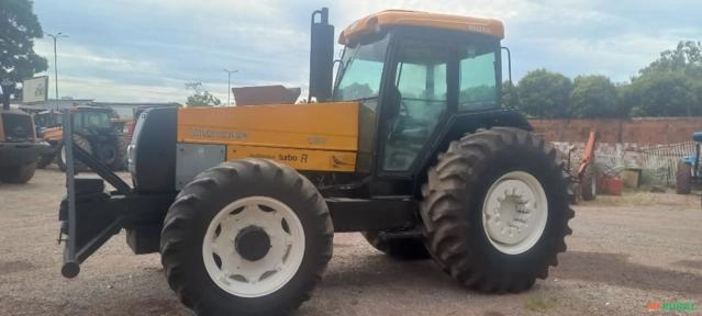 Trator Valtra 1780 4x4 Cabinado Imagem Trator Valtra 1780 4x4 Cabinado