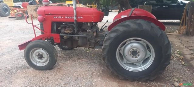 Trator Massey Ferguson 50X 4x2 - Ano 1975 Imagem Trator Massey Ferguson 50X 4x2 - Ano 1975