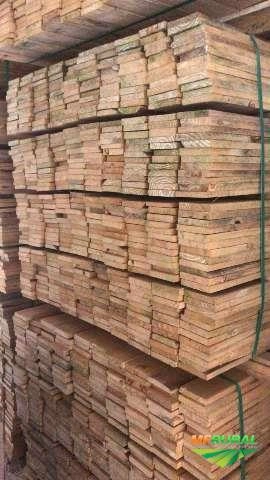 Forneço Tábua de Pinus Serrada Seca Imagem Forneço Tábua de Pinus Serrada Seca