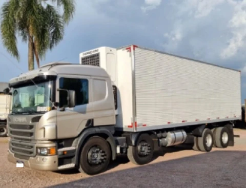 Caminhão Scania