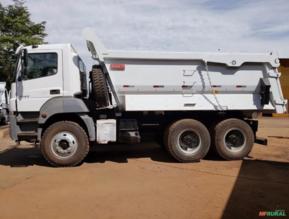 Caminhão Mercedes-Benz Axor 4144 6x4 Ano 2017