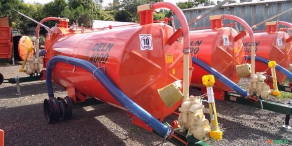 TANQUE DISTRIBUIDOR DE ESTERCO LÍQUIDO 4000L - MARCA INCOMAGRI Imagem TANQUE DISTRIBUIDOR DE ESTERCO LÍQUIDO 4000L - MARCA INCOMAGRI