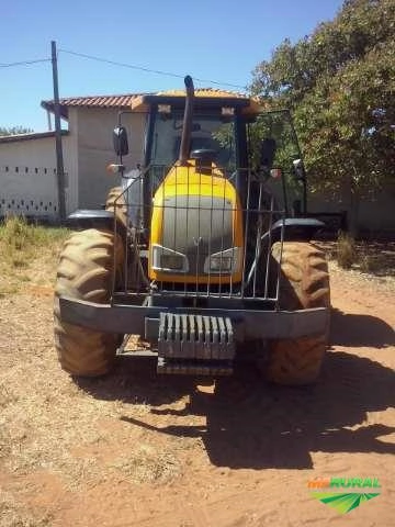 Trator Valtra/Valmet BH 165 4x4 ano 12 Imagem Trator Valtra/Valmet BH 165 4x4 ano 12