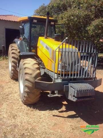 Imagem Trator Valtra/Valmet BH 165 4x4 ano 12 Imagem Trator Valtra/Valmet BH 165 4x4 ano 12