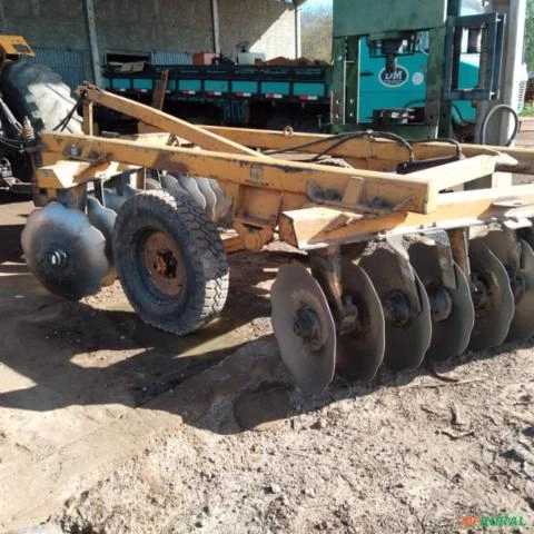 Imagem Trator Valtra/Valmet 1580 4x2 ano 04 Imagem Trator Valtra/Valmet 1580 4x2 ano 04
