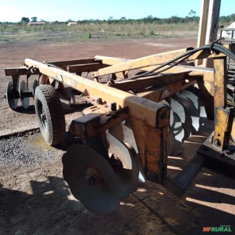 Imagem Trator Valtra/Valmet 1580 4x2 ano 04 Imagem Trator Valtra/Valmet 1580 4x2 ano 04