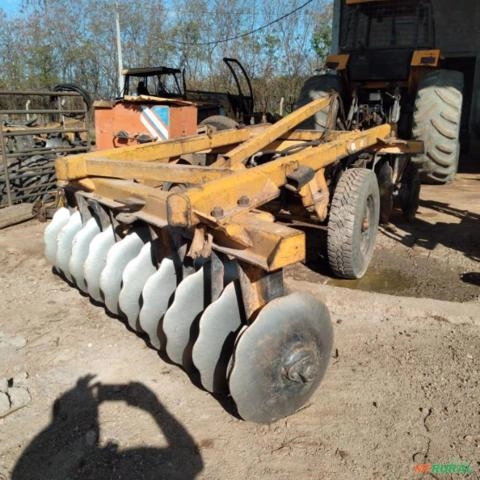 Imagem Trator Valtra/Valmet 1580 4x2 ano 04 Imagem Trator Valtra/Valmet 1580 4x2 ano 04