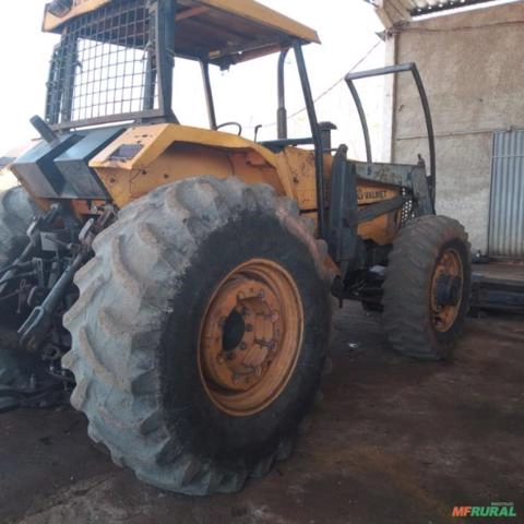Imagem Trator Valtra/Valmet 1580 4x2 ano 04 Imagem Trator Valtra/Valmet 1580 4x2 ano 04