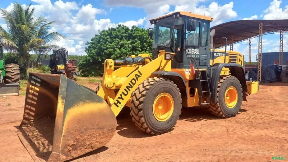 PÁ CARREGADEIRA HYUNDAI 757 Imagem PÁ CARREGADEIRA HYUNDAI 757