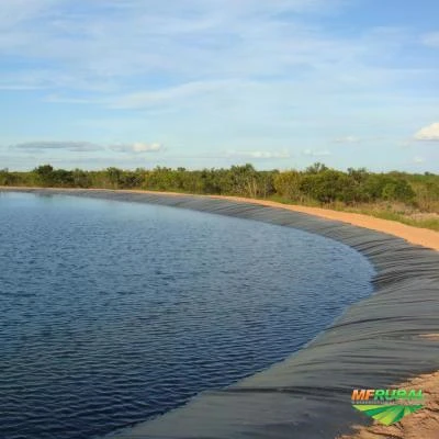 INSTALAÇÃO DE GEOMEMBRANAS E TUBOS DE PEAD