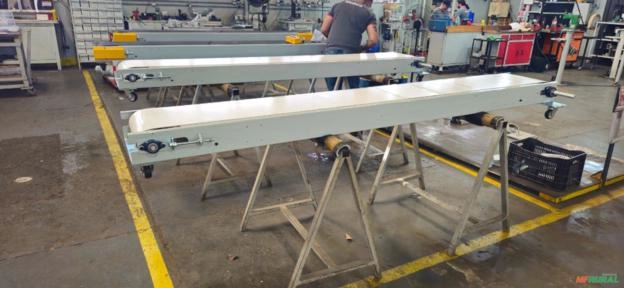 Imagem Correia transportadora de PVC/PU/SILICONE para transporte de produtos alimentícios (FDA) Imagem Correia transportadora de PVC/PU/SILICONE para transporte de produtos alimentícios (FDA)