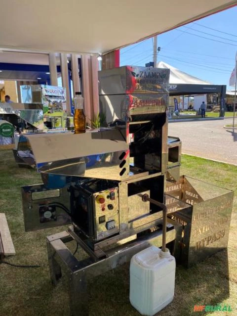 Imagem ESMAGADORA DE GRÃOS Imagem ESMAGADORA DE GRÃOS