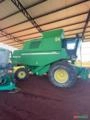 COLHEITADERA JOHN DEERE 1550 Imagem COLHEITADERA JOHN DEERE 1550