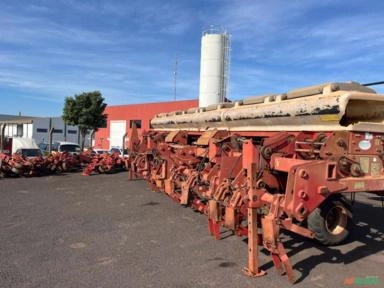 Imagem Plantadeira Usada para Retirada de Peças Imagem Plantadeira Usada para Retirada de Peças