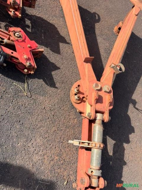 Imagem Plantadeira Usada para Retirada de Peças Imagem Plantadeira Usada para Retirada de Peças