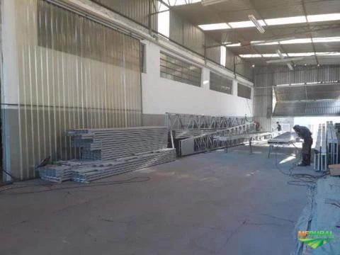 FABRICAÇÃO E MONTAGEM DE ESTRUTURAS METÁLICAS E CONCRETO PRÉ FABRICADOS.