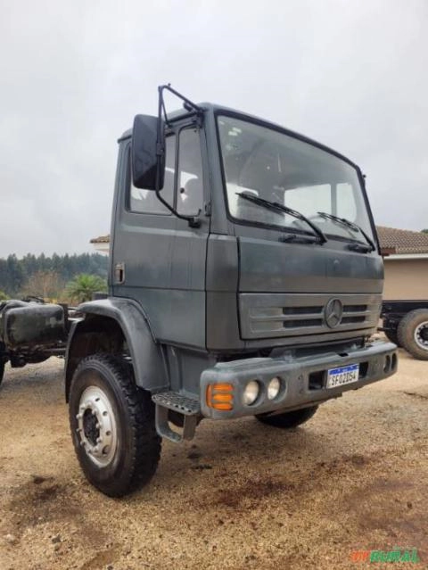 Imagem Caminhão Mercedes Benz MB 1720 A 4X4 Imagem Caminhão Mercedes Benz MB 1720 A 4X4