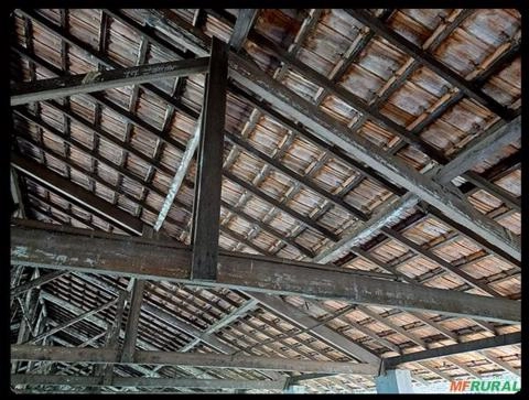 MADEIRA DE FAZENDA, ÓTIMAS CONDIÇÕES Imagem MADEIRA DE FAZENDA, ÓTIMAS CONDIÇÕES