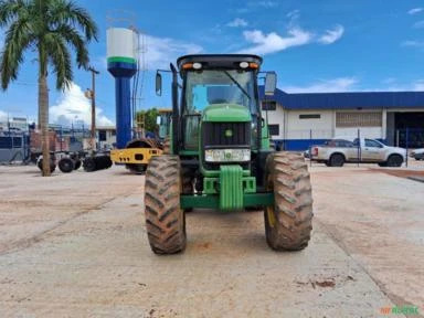 Trator de Rodas 180CV John Deere 6180J