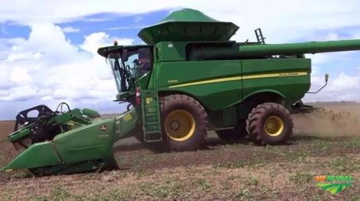 Imagem Colheitadeira JOHN DEERE S680 Imagem Colheitadeira JOHN DEERE S680