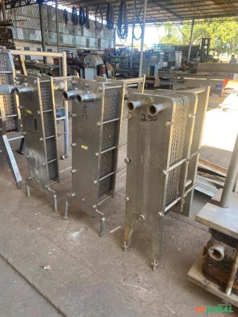 Lote de trocadores de calor em aço inox Imagem Lote de trocadores de calor em aço inox