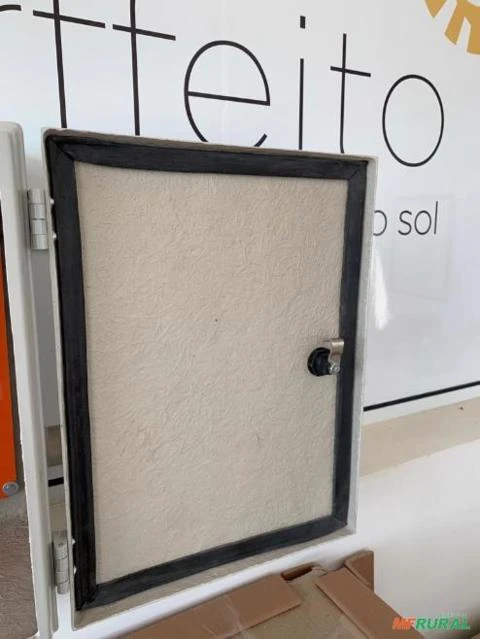 Quadro Painel para instalação elétrica em Fibra de Vidro (PRFV) Isolado, IP65, Proteção UV.