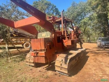 Valetadeira Plow Ditch Witch Imagem Valetadeira Plow Ditch Witch