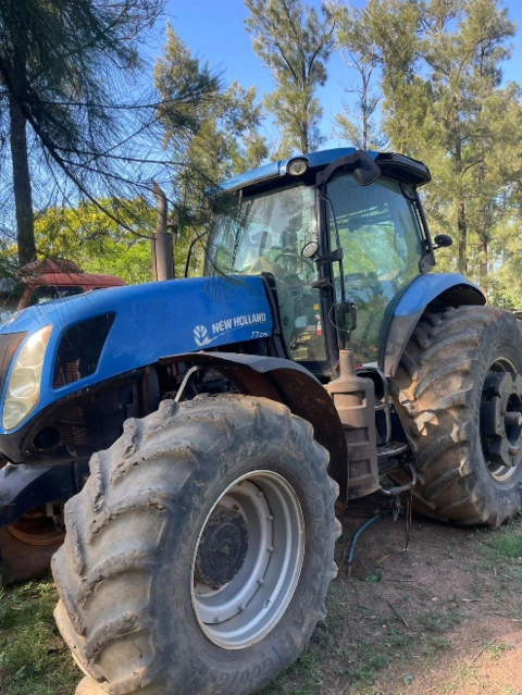 Trator New Holland  T7 245