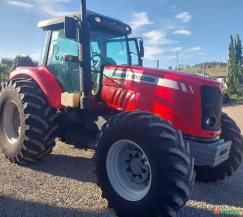 Trator Massey Ferguson 7140 4x4 ano 12