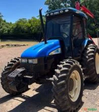 Trator New Holland TL 75 E 4x4 ano 01