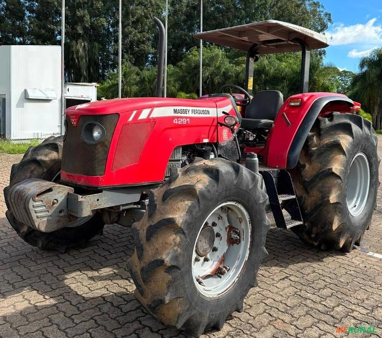 Trator Massey Ferguson 4291 4x4 ano 13 Imagem Trator Massey Ferguson 4291 4x4 ano 13