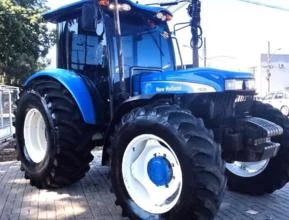 Trator New Holland 7630 4x4 ano 10