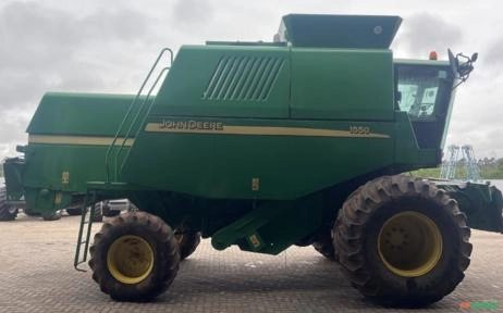 Imagem Colheitadeira John Deere 1550 ano 2002 Imagem Colheitadeira John Deere 1550 ano 2002