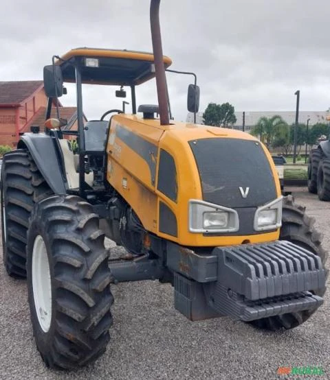 Trator Valtra BM 125 ano 2015