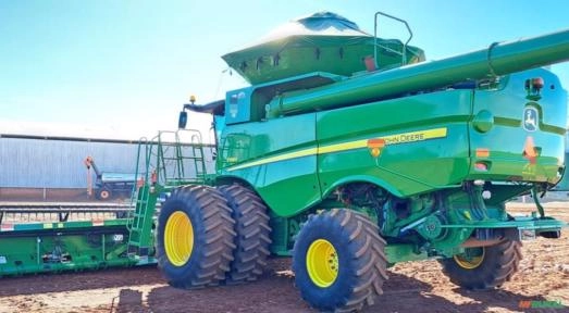 Imagem Colheitadeira John Deere S 680 ano 2012 Imagem Colheitadeira John Deere S 680 ano 2012