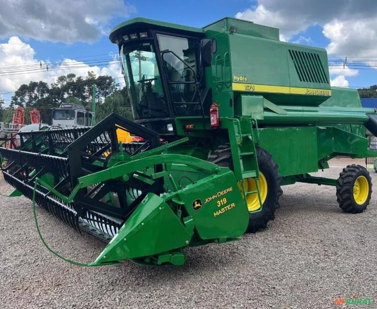 Colheitadeira John Deere 1175 Ano 2009