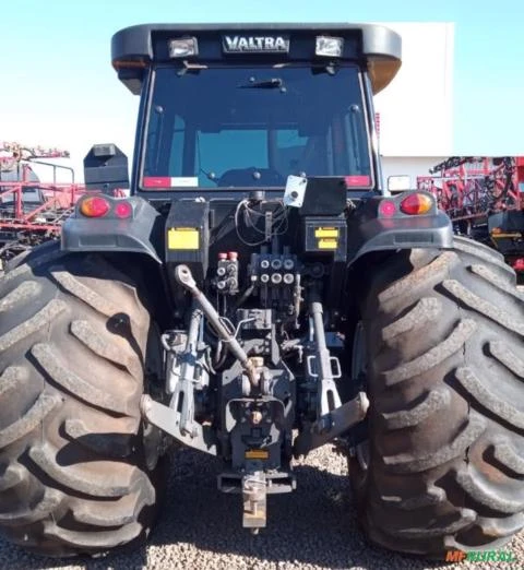 Trator Valtra BH 180 Ano 2016