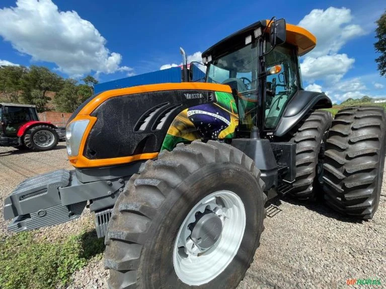 Trator Valtra BT 190 ano 2016