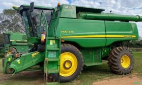 Colheitadeira John Deere STS 9770 ano 2013