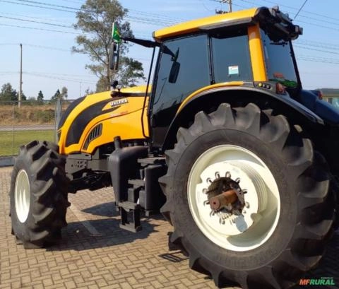 Imagem Trator Valtra BH 224 ano 2023 Imagem Trator Valtra BH 224 ano 2023