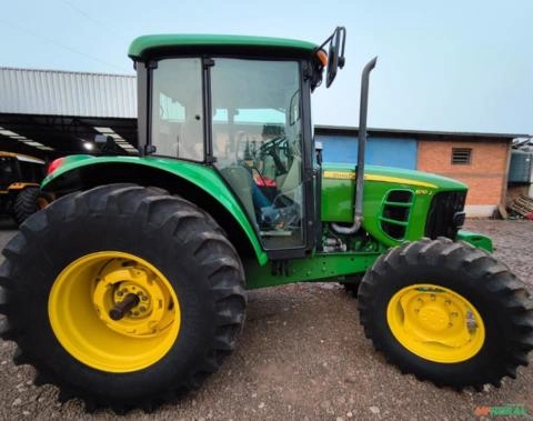 Imagem Trator John Deere 6110 J Ano 2015 Imagem Trator John Deere 6110 J Ano 2015