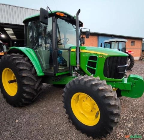 Imagem Trator John Deere 6110 J Ano 2015 Imagem Trator John Deere 6110 J Ano 2015