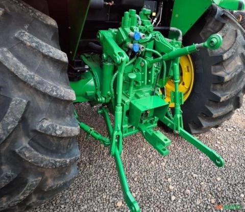 Imagem Trator John Deere 6110 J Ano 2015 Imagem Trator John Deere 6110 J Ano 2015